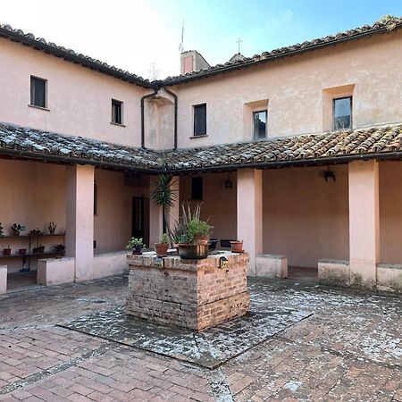 Ex-Convento Sant'Andrea Hotel Collevecchio  Kültér fotó